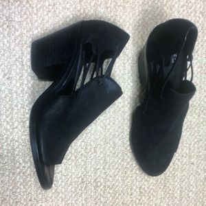 Eileen fisher black leather open side block heels